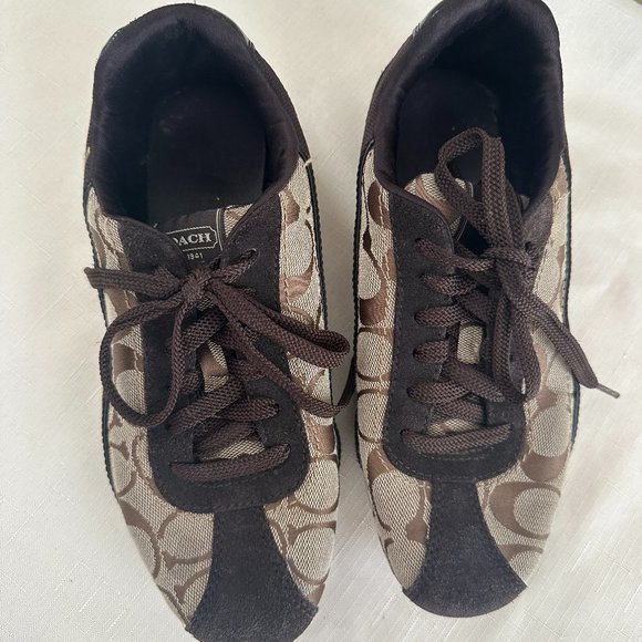 Coach Hilary Sneaker Shoe Signature Jacquard Logo sz 7 - Picture 9 of 9